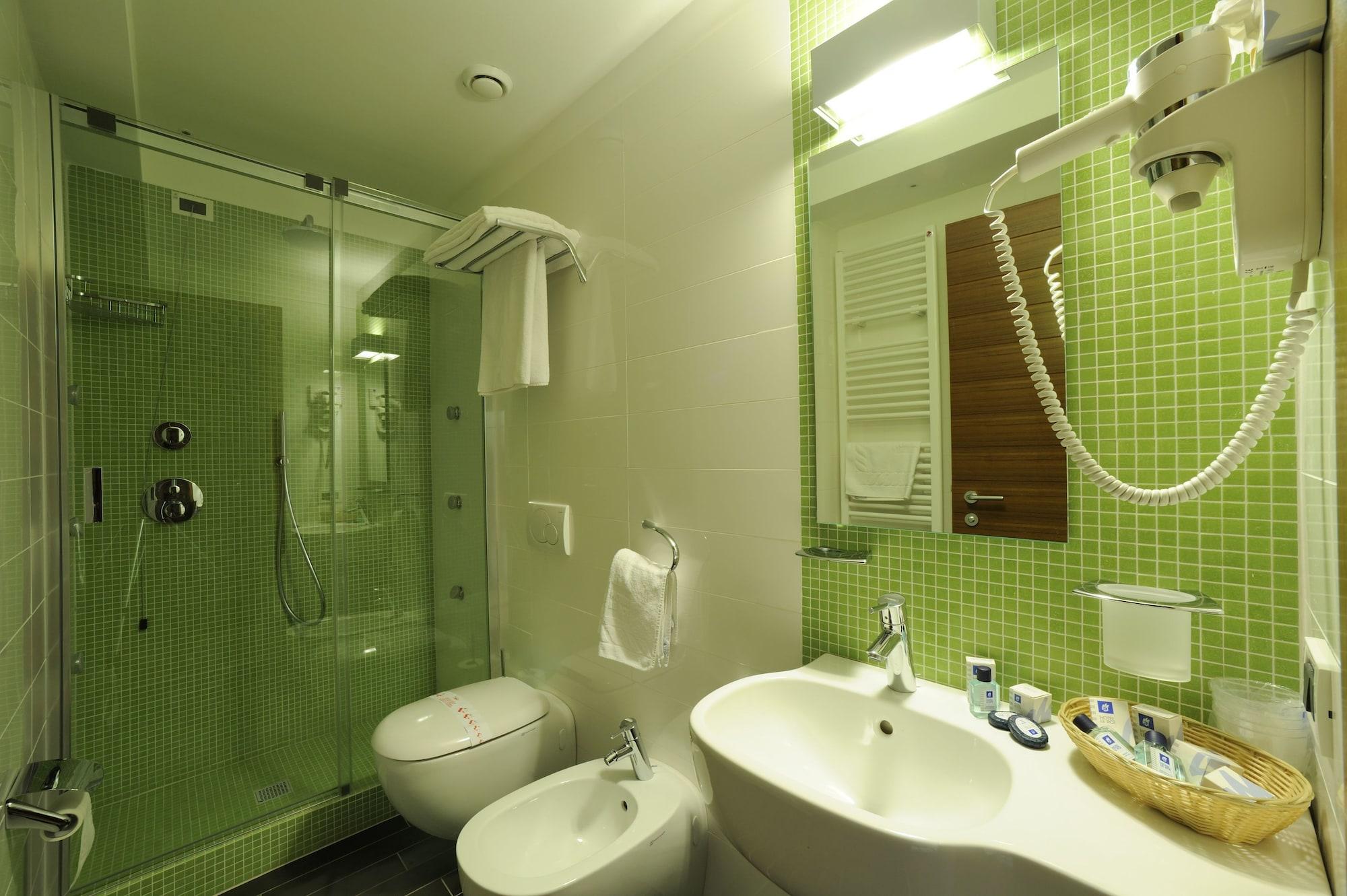 Hotel Le Roi Varazze Ngoại thất bức ảnh