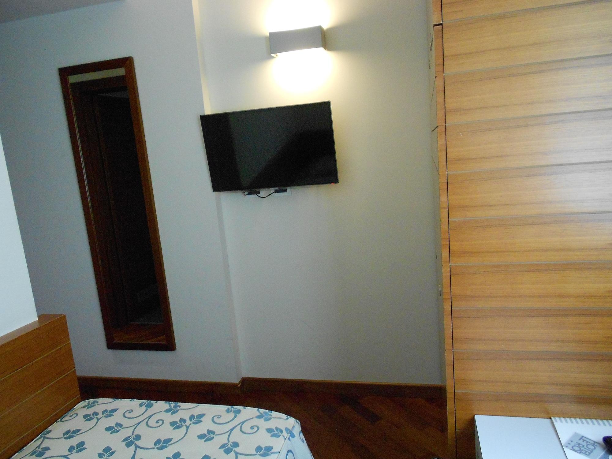 Hotel Le Roi Varazze Ngoại thất bức ảnh