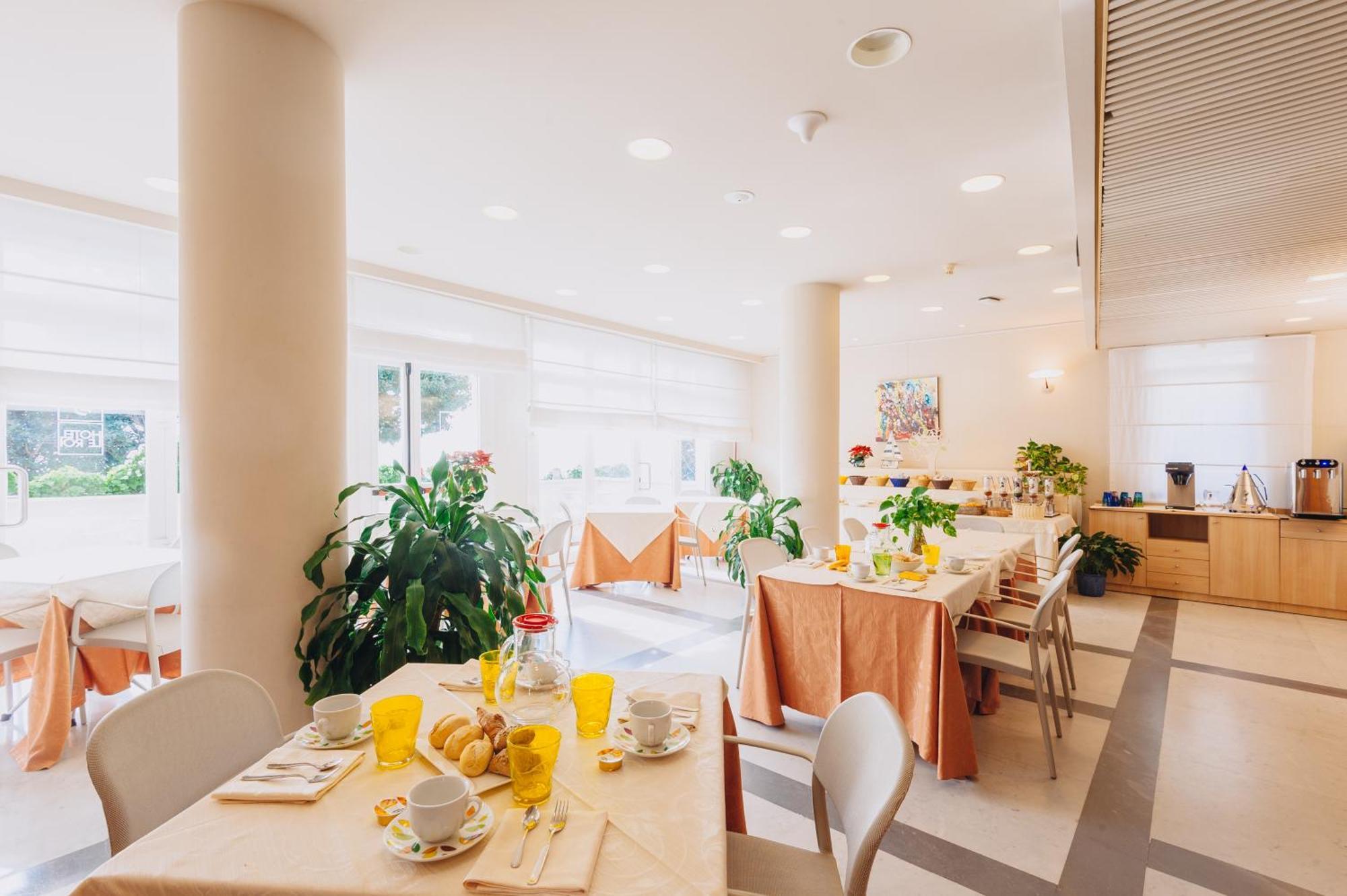 Hotel Le Roi Varazze Ngoại thất bức ảnh